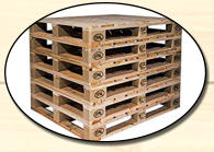 Holzpaletten und Verschläge